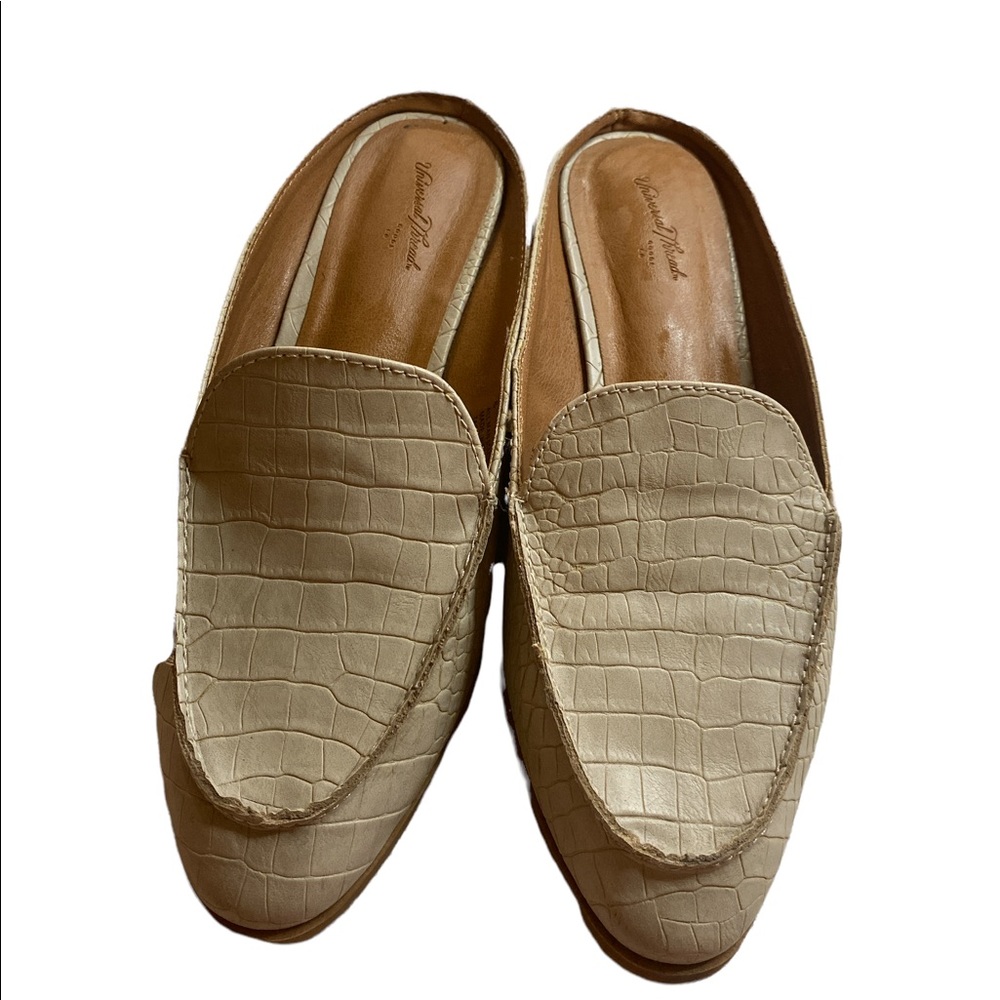 Universal Thread Mules - Picture 2 of 2